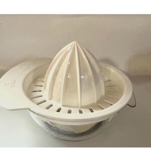 Pampered Chef Red and White Kitchen Set